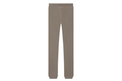 Crafted from 80% cotton French terry, these sweatpants feature an elasticated waistband and ankle cuffs.