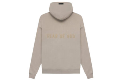 This Fear of God Essentials FG Hoodie elevates the classic hoodie to a new level.