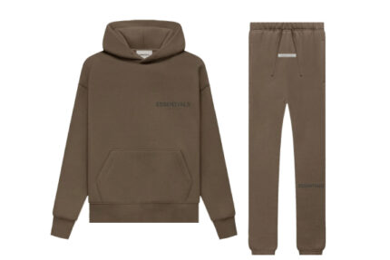 Fear of God Essentials Spring Tracksuit - Dark Brown is the ultimate piece of streetwear. It looks gorgeous with any outfit and is so warm!